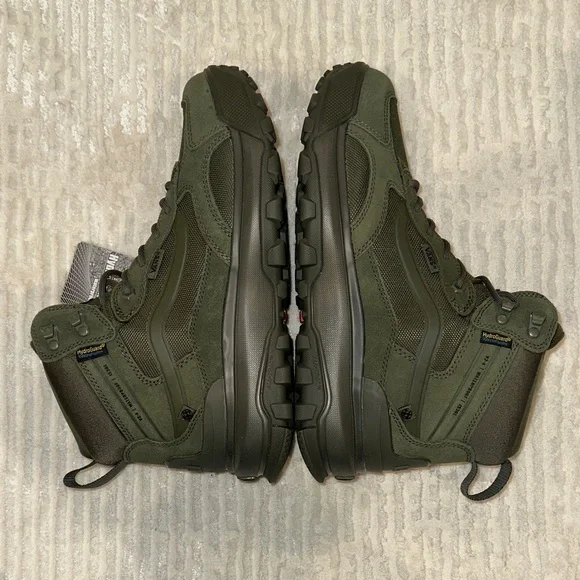 New VANS Sales SAMPLE Crestline WaterProof Shoes / Boots